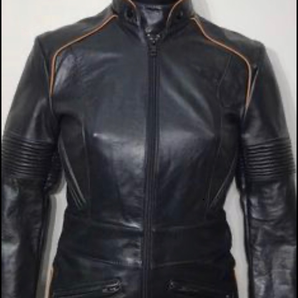 Ladies Vintage leather motorcycle jacket - size 8